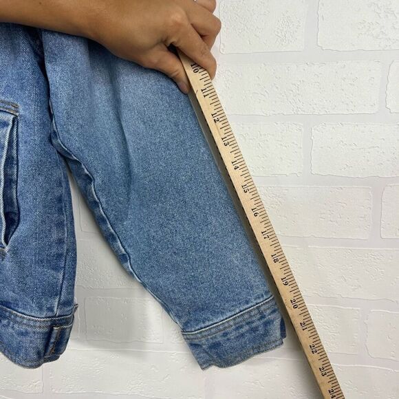 Vintage Mecca Women’s Jean Jacket Fits like a Medium - Picture 7 of 14